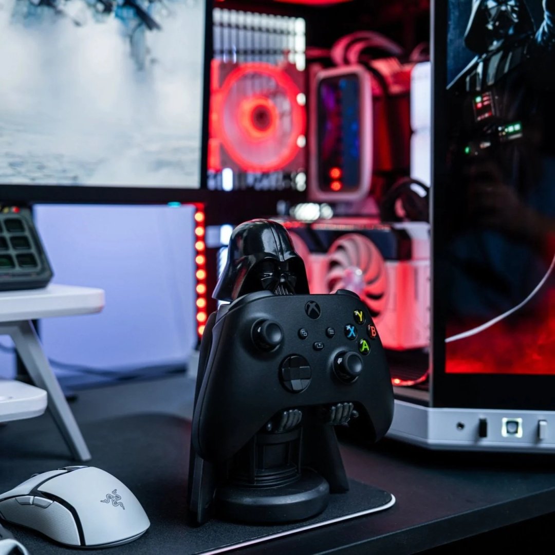 Подставка для геймпада Cable Guys Дарт Вейдер черный - ForteMarket Подставка для геймпада Cable Guys Дарт Вейдер черный купить,0