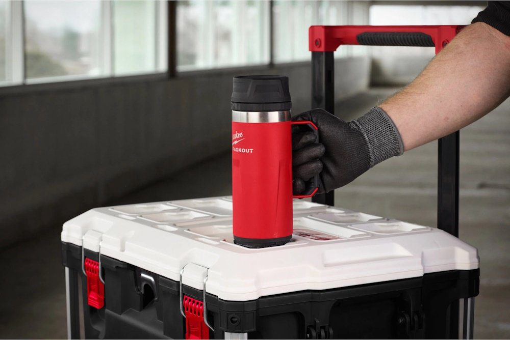 Термокружка Milwaukee 4932493471 0.532 л красный купить,24890