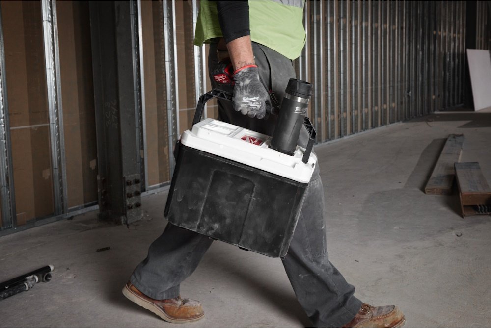 Термокружка Milwaukee 4932493474 0.532 л черный