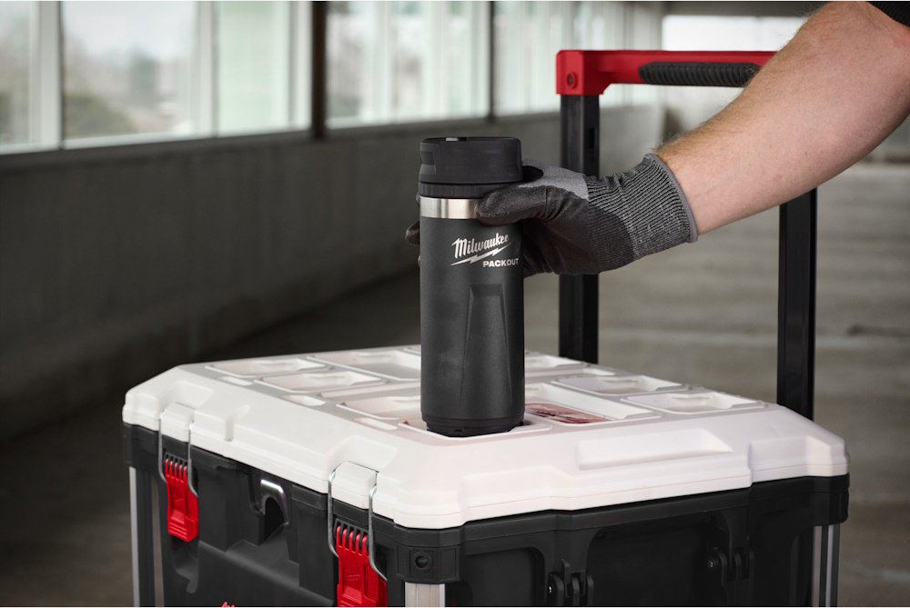 Термокружка Milwaukee 4932493474 0.532 л черный купить,22290
