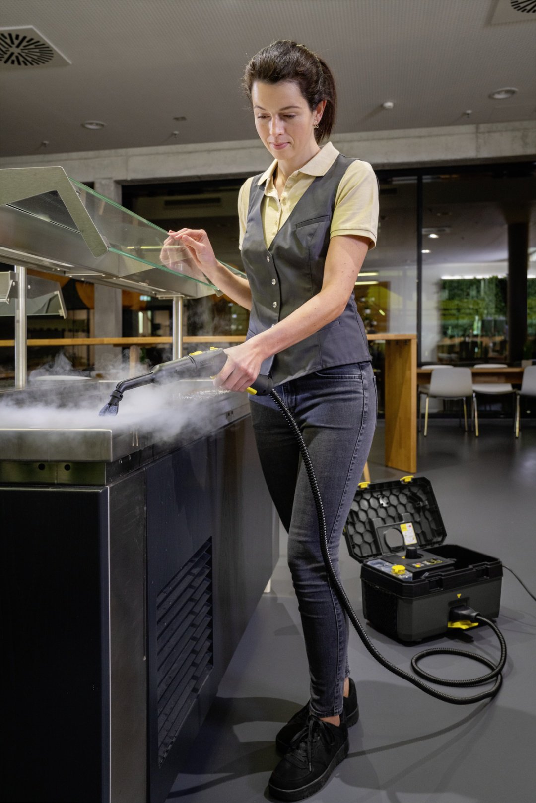 Пароочиститель Karcher SG 4/2 Classic Anniversary Edition черный - ForteMarket Пароочиститель Karcher SG 4/2 Classic Anniversary Edition черный купить,0