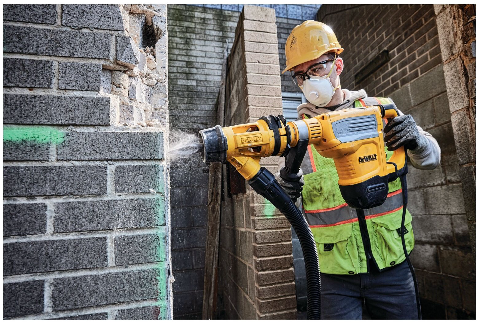 Перфоратор DeWALT D25614K-QS 10.5 Дж, SDS-Max - ForteMarket Перфоратор DeWALT D25614K-QS 10.5 Дж, SDS-Max купить,390340