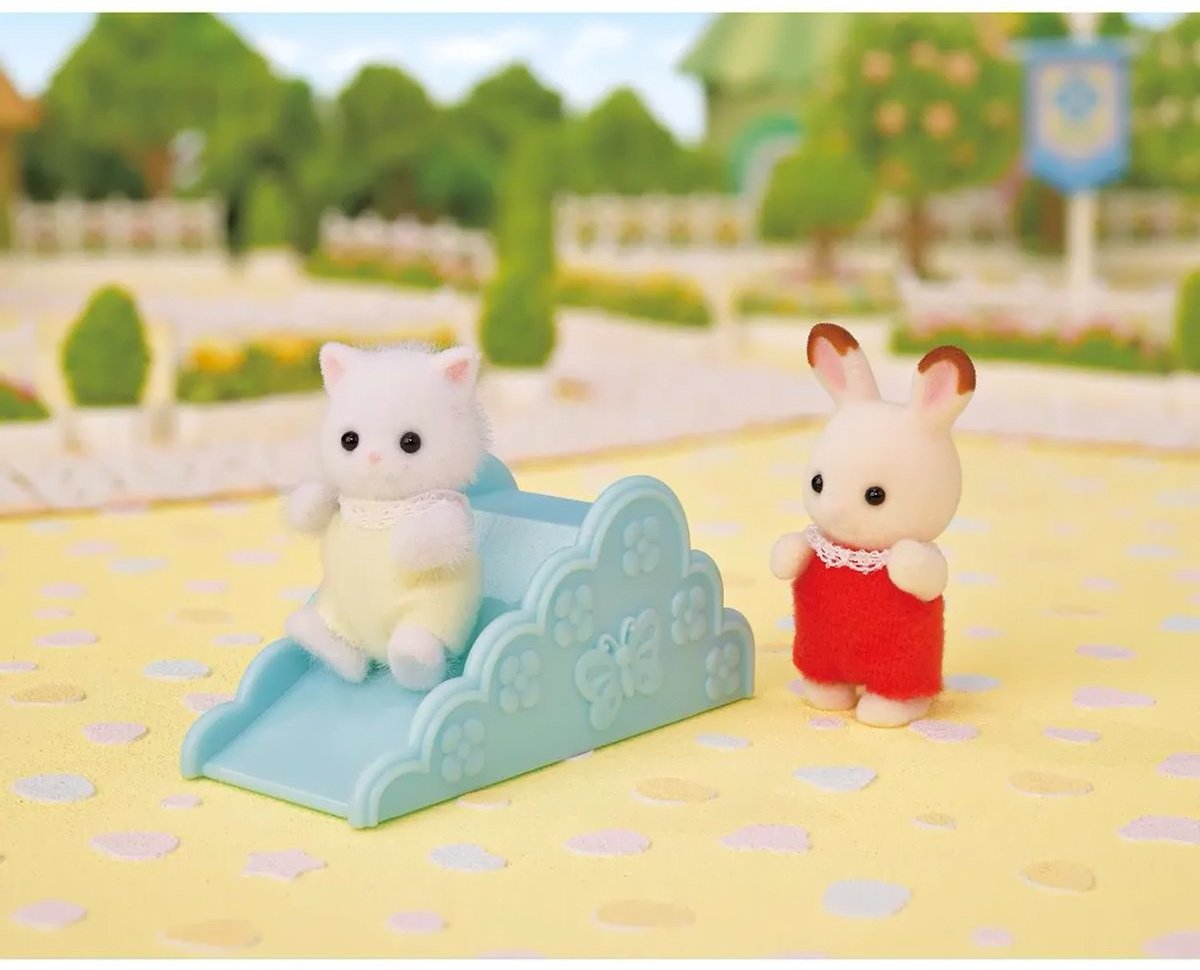 Набор Sylvanian Families: Игровая площадка "Ветряная мельница"  Sylvanian Families 5526 купить,0