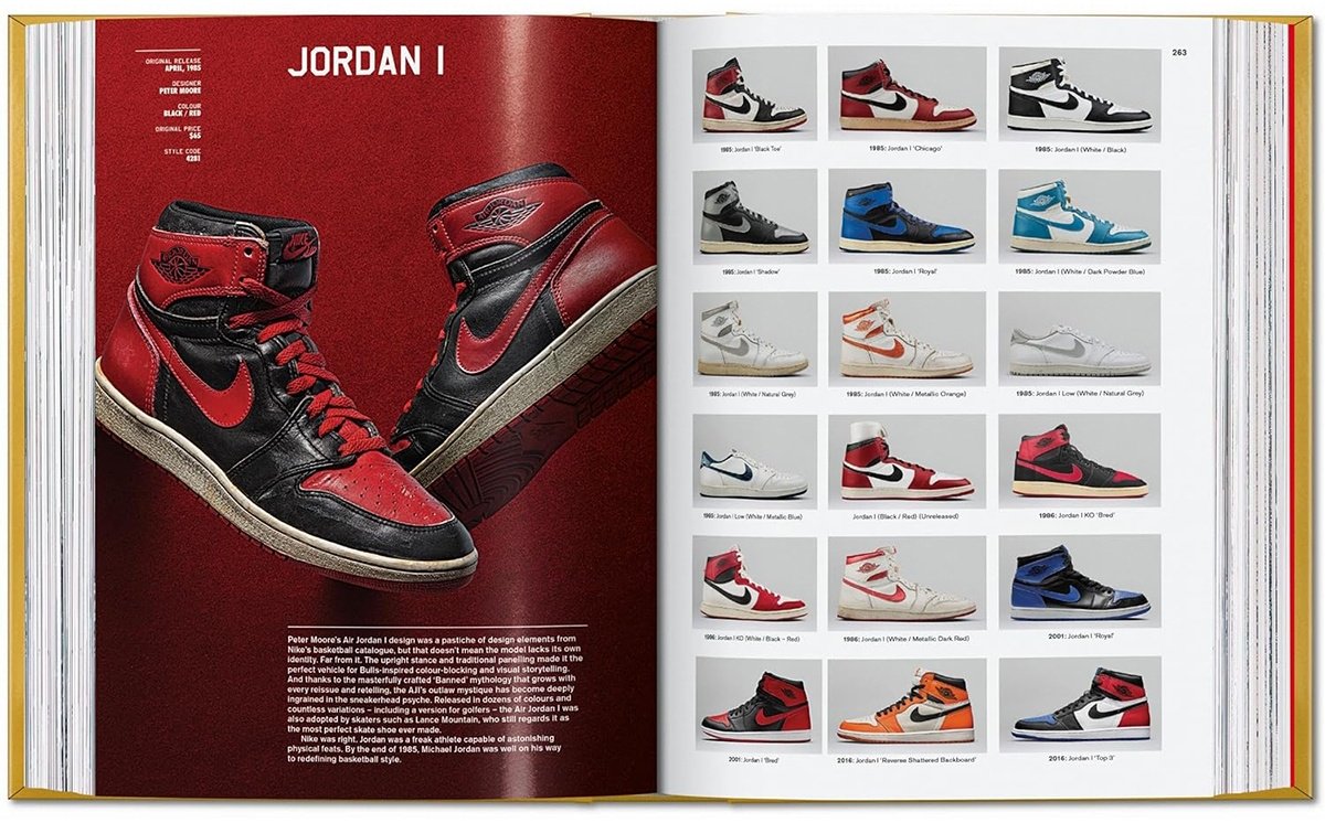 Книга Sneaker Freaker.&nbsp;The Ultimate Sneaker Book. 40th Ed. купить,NaN