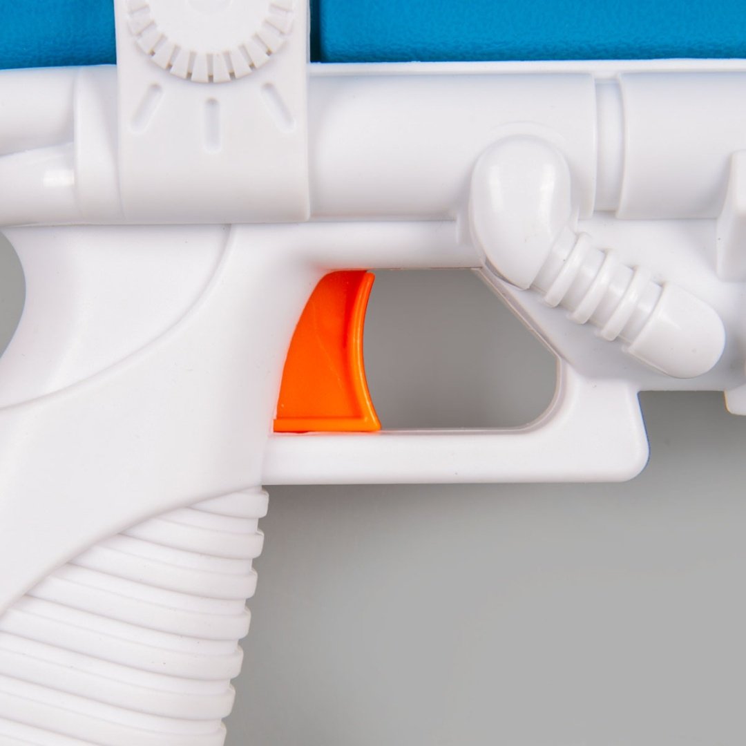 Lanard TANK JR водное оружие купить,function inputValueFn(){if((0,signal2.mK)(node),node.value===REQUIRED_UNSET_VALUE)throw new root_effect_scheduler.buA(-950,null);return node.value}