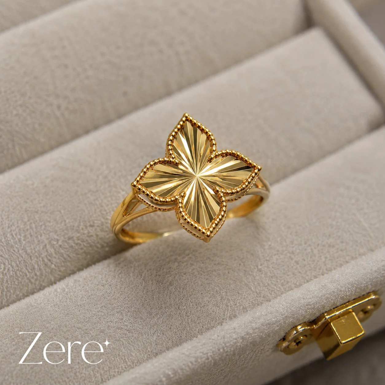 Комплект украшений детский Zere ZR020649 четырехлистник желтое золото 18.5р 1.73 гр купить,456750