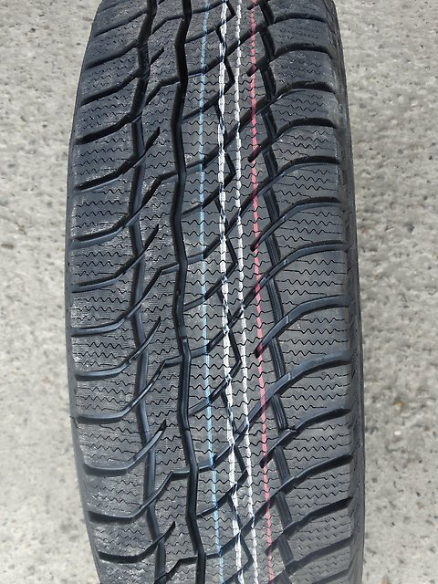 Шина Viatti Bosco S/T V-526 235/60 R18 103H зимняя купить,NaN
