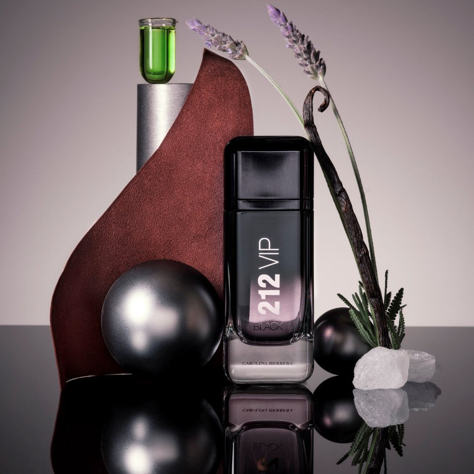 Carolina Herrera 212 VIP Black парфюмерная вода EDP 100 мл, для мужчин купить,52290