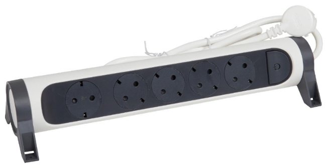 Сетевой фильтр Legrand 694531 1.5 м