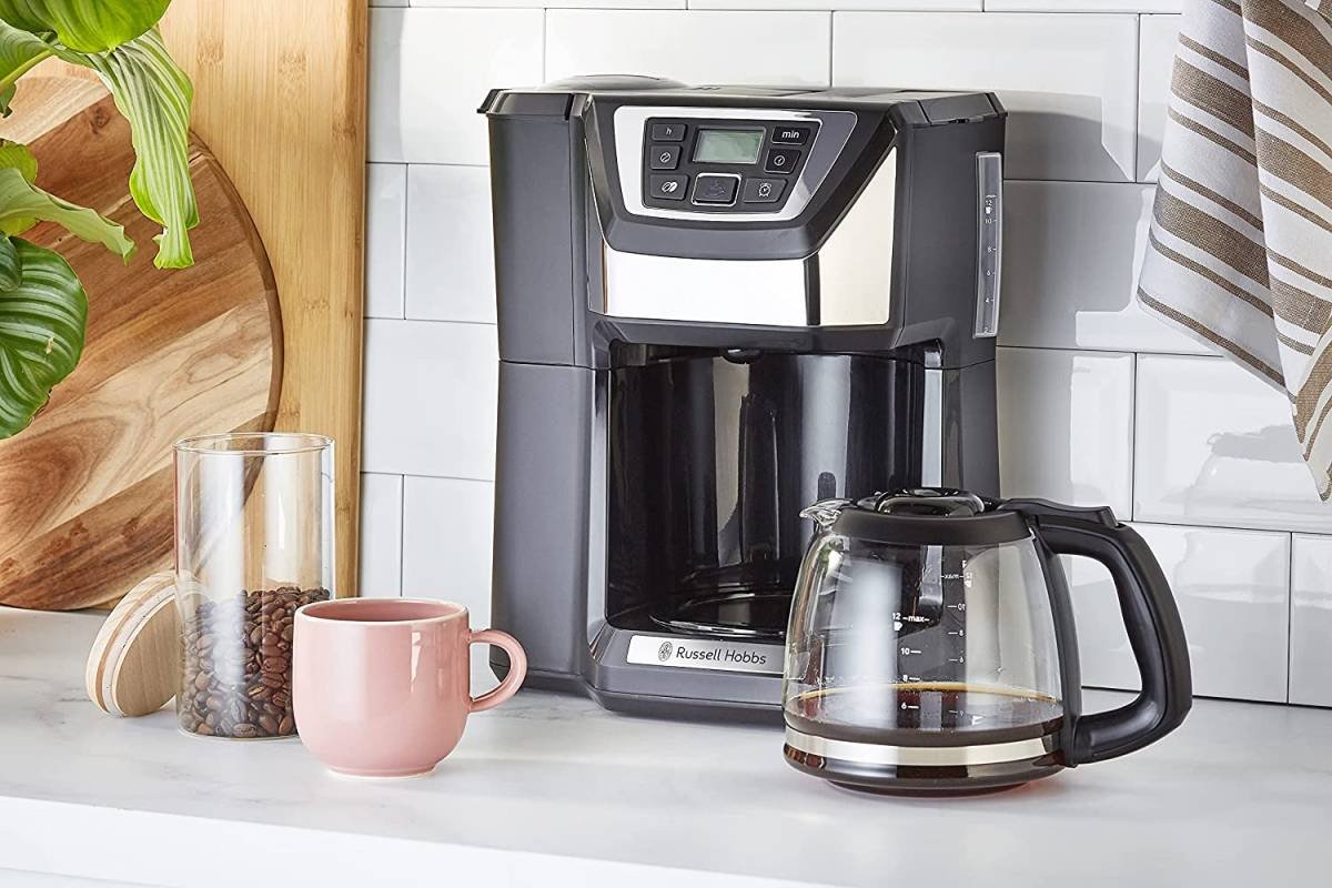 Кофеварка Russell Hobbs 22000-56 серебристый купить,0