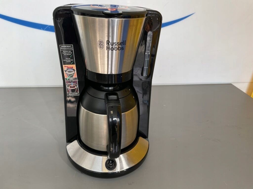 Кофеварка Russell Hobbs 24020-56 мультиколор, черный - ForteMarket Кофеварка Russell Hobbs 24020-56 мультиколор, черный купить,0