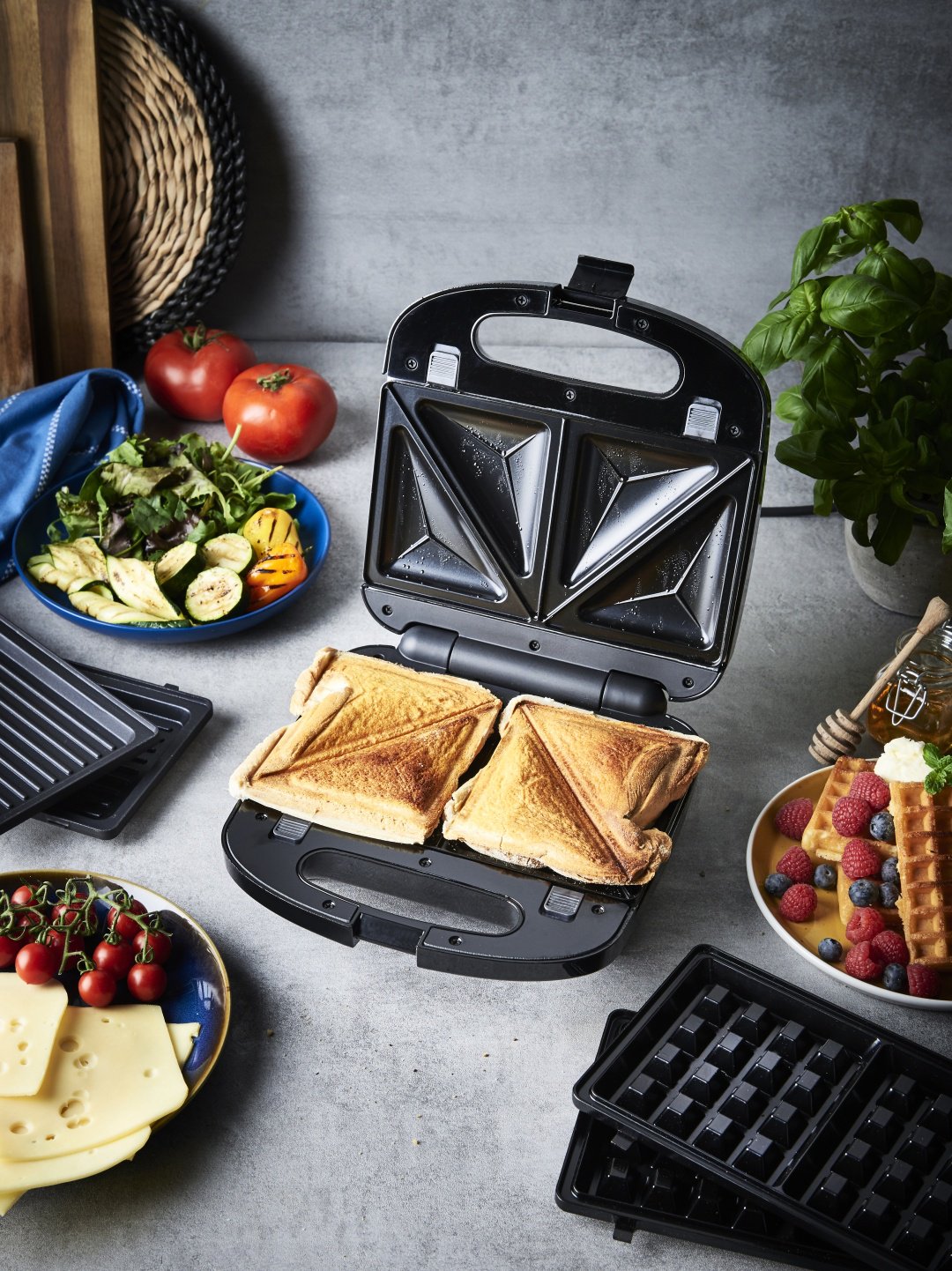 Мультипекарь Russell Hobbs 24540-56 черный - ForteMarket Мультипекарь Russell Hobbs 24540-56 черный купить,0