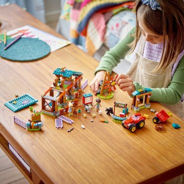 LEGO Приют для сельскохозяйственных животных Friends 42617, деталей 489 шт купить,NaN