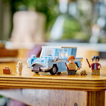 LEGO Летающий Форд Англия Harry Potter 76424, деталей 165 шт купить,NaN