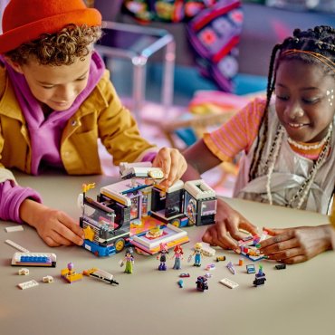 LEGO Концертный автобус поп-звезды Friends 42619, деталей 845 шт купить,NaN