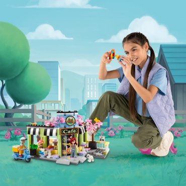LEGO Кафе в Хартлейк-Сити Friends 42618, деталей 426 шт
