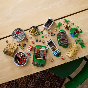 LEGO Средневековая городская площадь Icons 10332, деталей 3304 шт купить,NaN