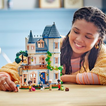 LEGO Хостел в Хартлейк-Сити Friends 42638, деталей 1311 шт купить,NaN