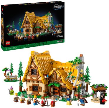 LEGO Домик Белоснежки и семи гномов Disney Princess 43242, деталей 2228 шт