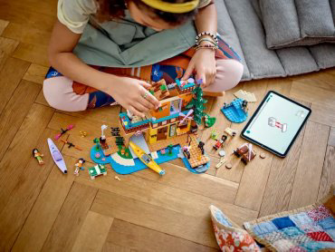LEGO Спортивный лагерь водный спорт 42626, деталей 628 шт купить,NaN