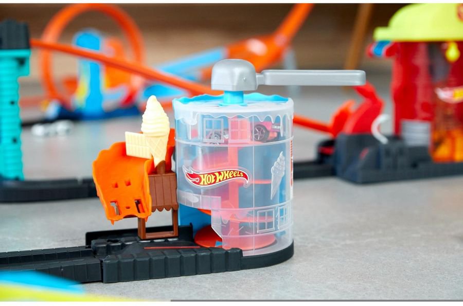 Игровой набор Hot Wheels City Магазин мороженого купить,NaN