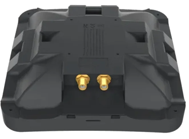 Антенна MikroTik MTAO-LTE-5D-SQ