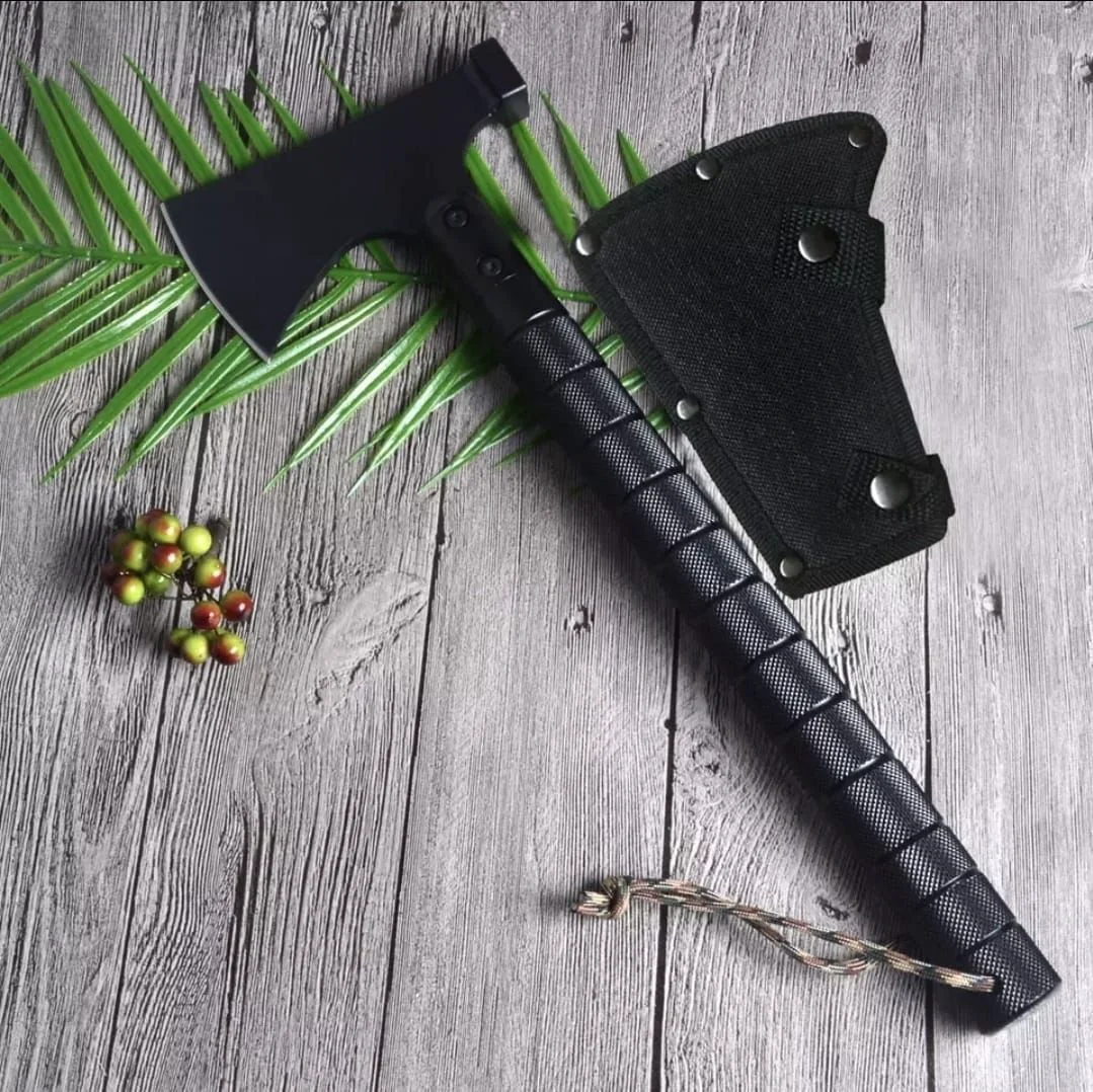 Туристический инструмент Multiaxe чёрный