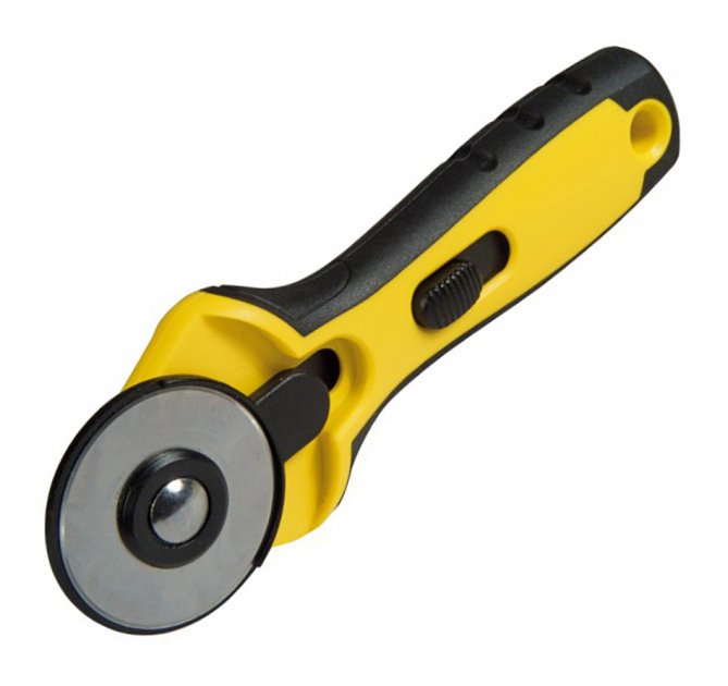 Нож с круглым лезвием Stanley STHT0-10194 купить,NaN