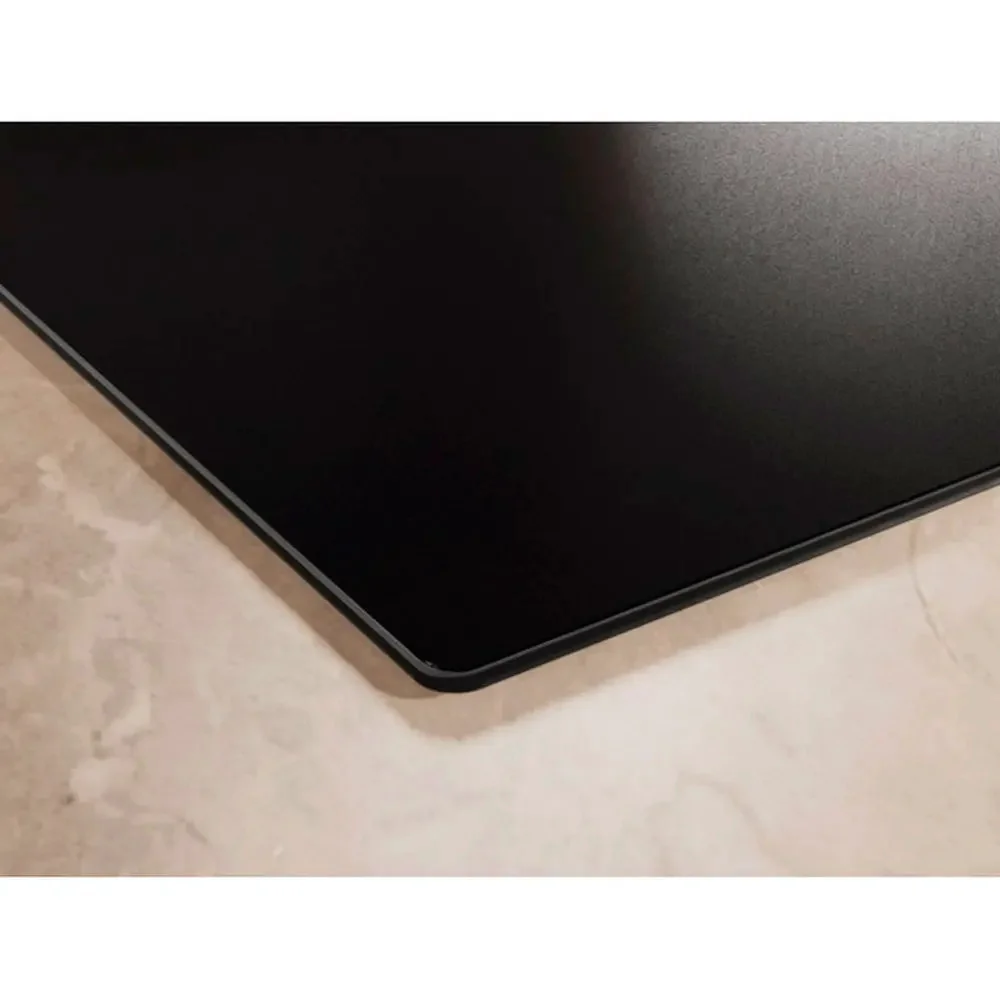 Варочная поверхность Electrolux EIV 83443 CT черная