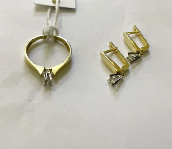 Комплект Mirsado Gold 160045536 золото 4.57гр купить,340700