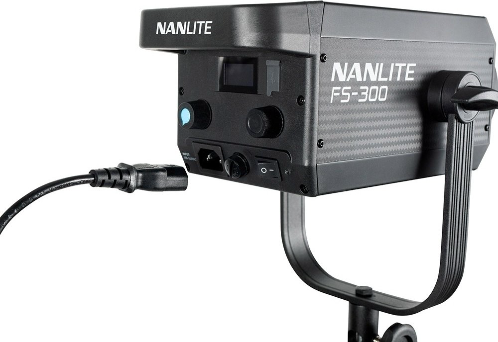 Постоянный свет Nanlite FS-300 черный купить,NaN