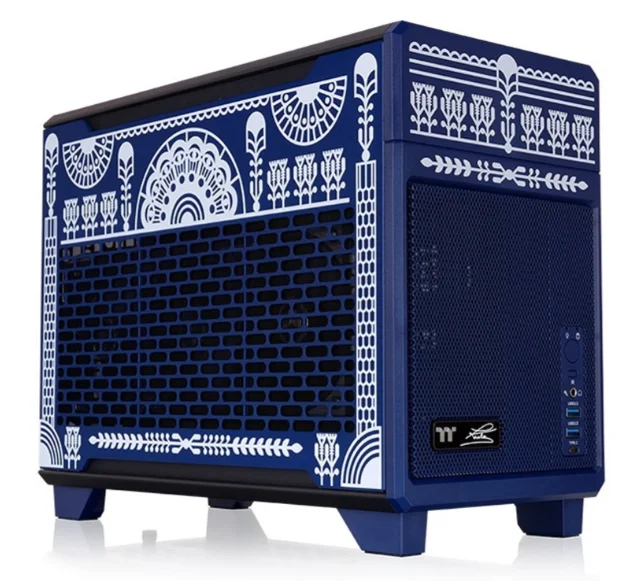 Корпус Thermaltake TR100 CA-11A-00SPNN-AR Koralie Edition купить,91847