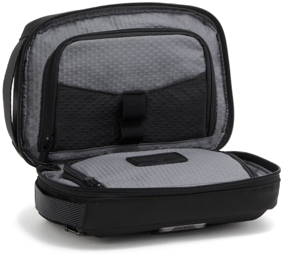 TUMI несессер натуральная кожа, нейлон 24X16 см купить,NaN