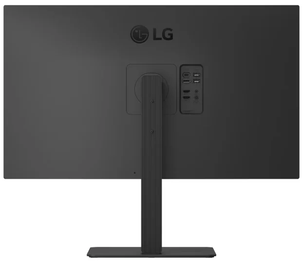 Монитор 31.5" LG 32U720A-B черный