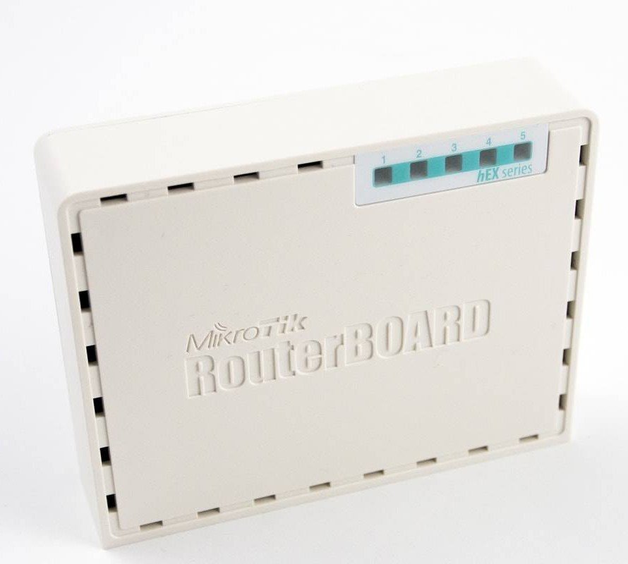 Маршрутизатор MikroTik hEX RB750Gr3 белый