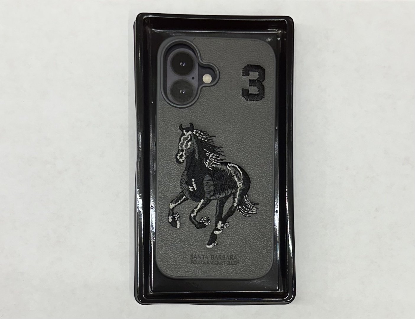Чехол Santa Barbara Polo & Racquet Club для Apple iPhone 16 серый купить,972