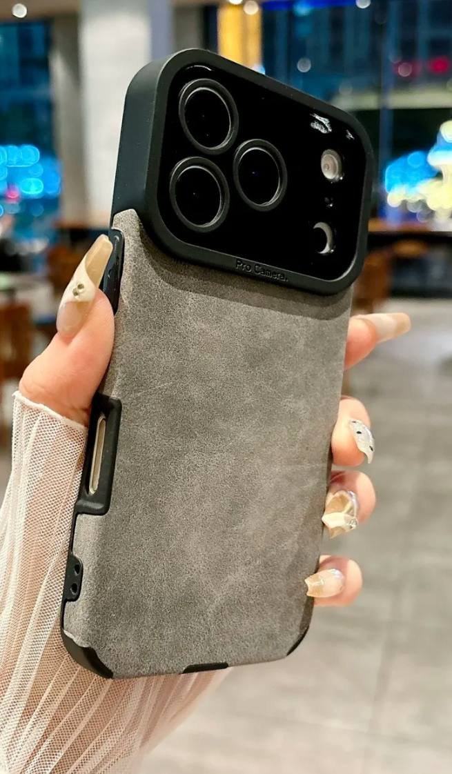 Чехол для Apple iPhone 17 Pro Max серый - ForteMarket Чехол для Apple iPhone 17 Pro Max серый купить,857