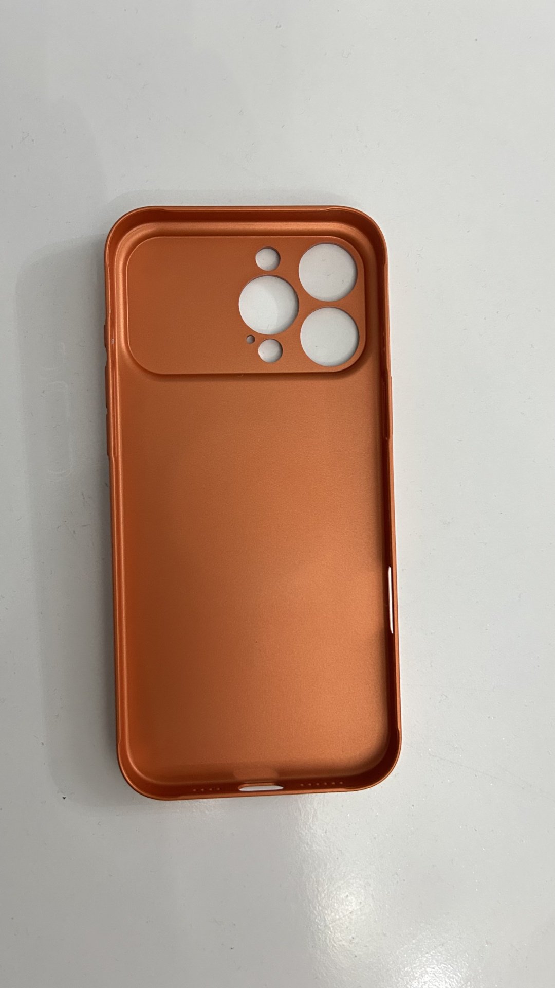 Чехол A STEEL для Apple iPhone 16 Pro Max оранжевый - ForteMarket Чехол A STEEL для Apple iPhone 16 Pro Max оранжевый купить,1500
