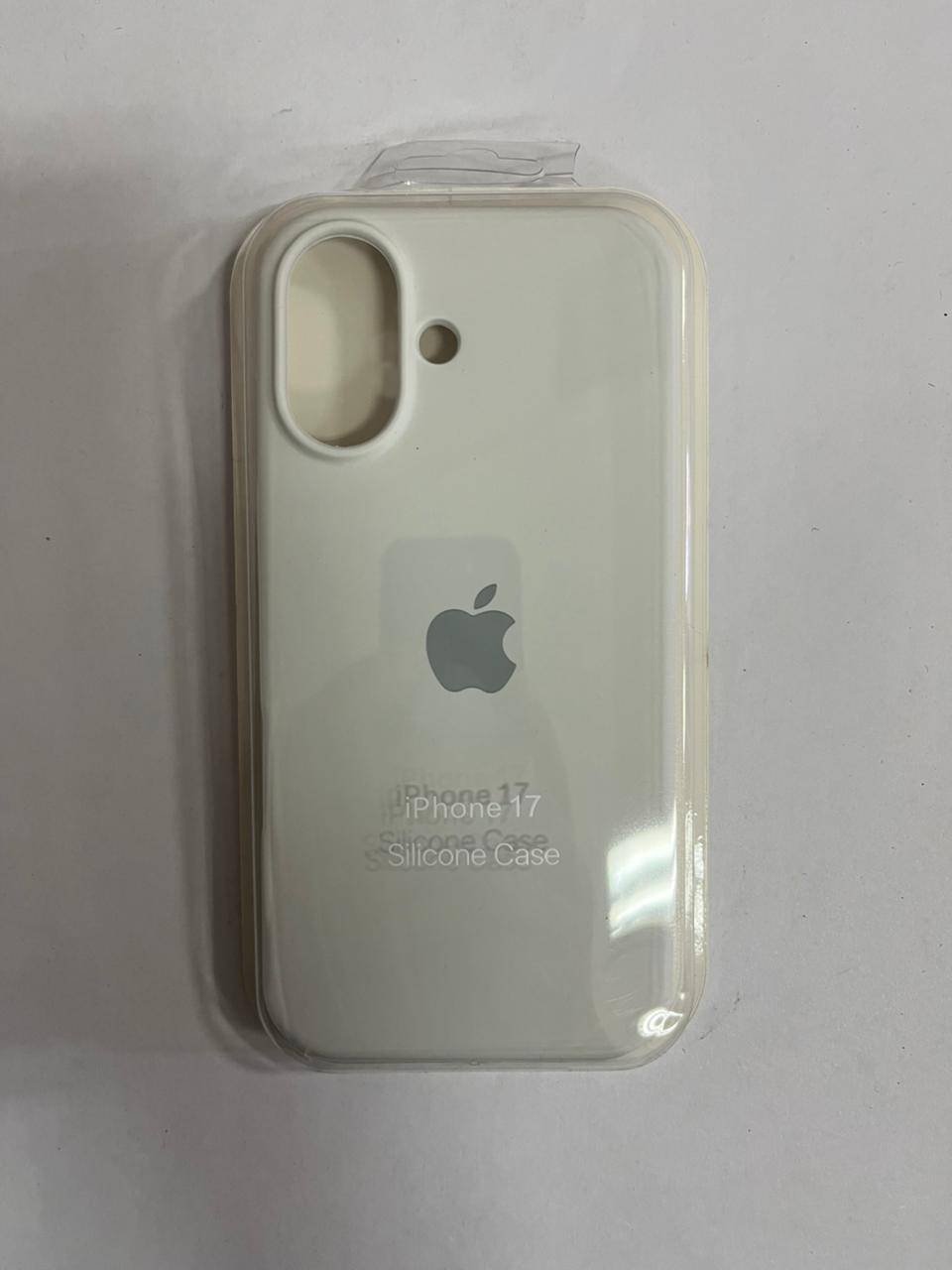 Чехол Akula mobile для Apple iPhone 17 белый купить,958