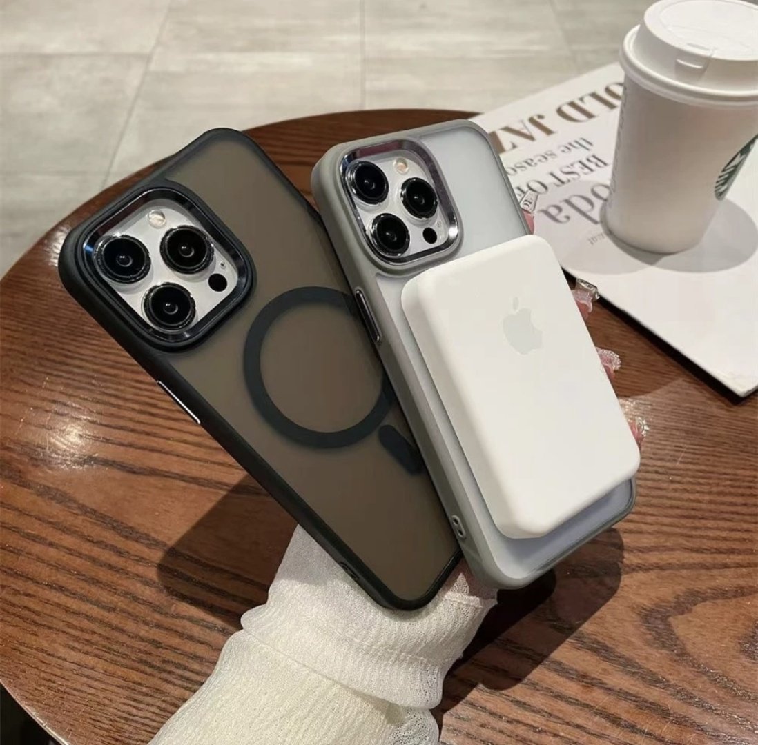 Чехол для Apple iPhone 16 Pro темно-прозрачный купить,946