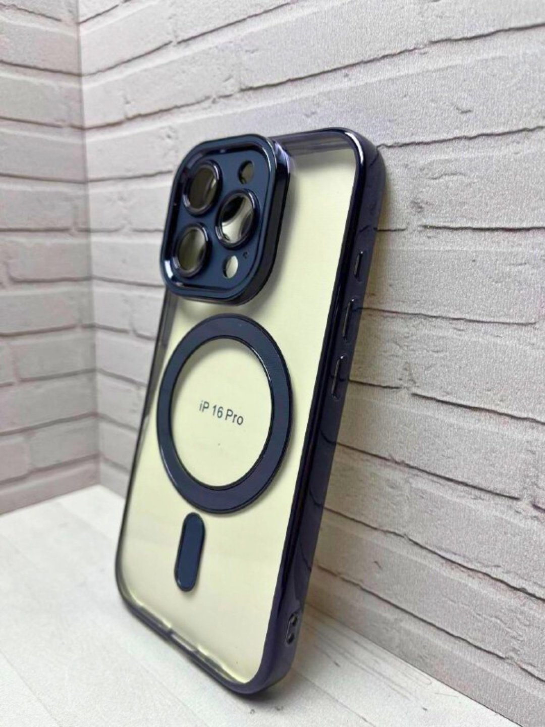 Чехол для Apple iPhone 16 Pro черный купить,970