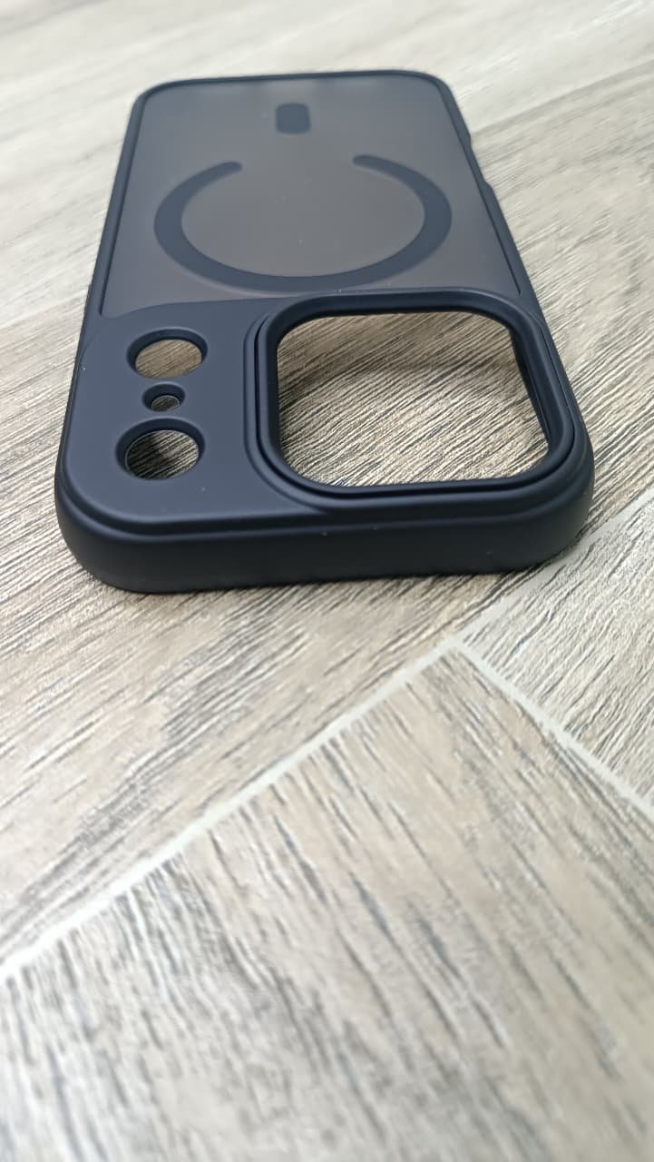 Чехол Case для Apple iPhone 17 Pro черный купить,728