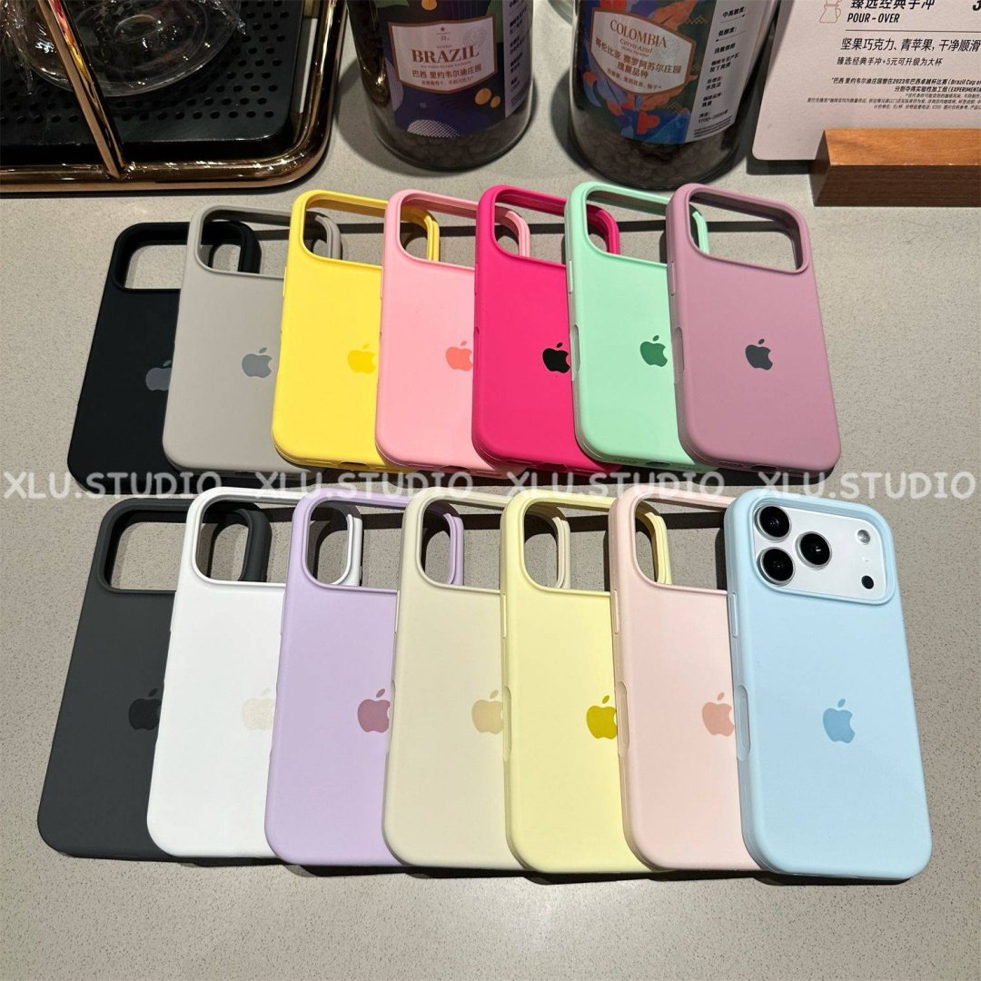 Чехол для Apple iPhone 17 Pro белый - ForteMarket Чехол для Apple iPhone 17 Pro белый купить,1172