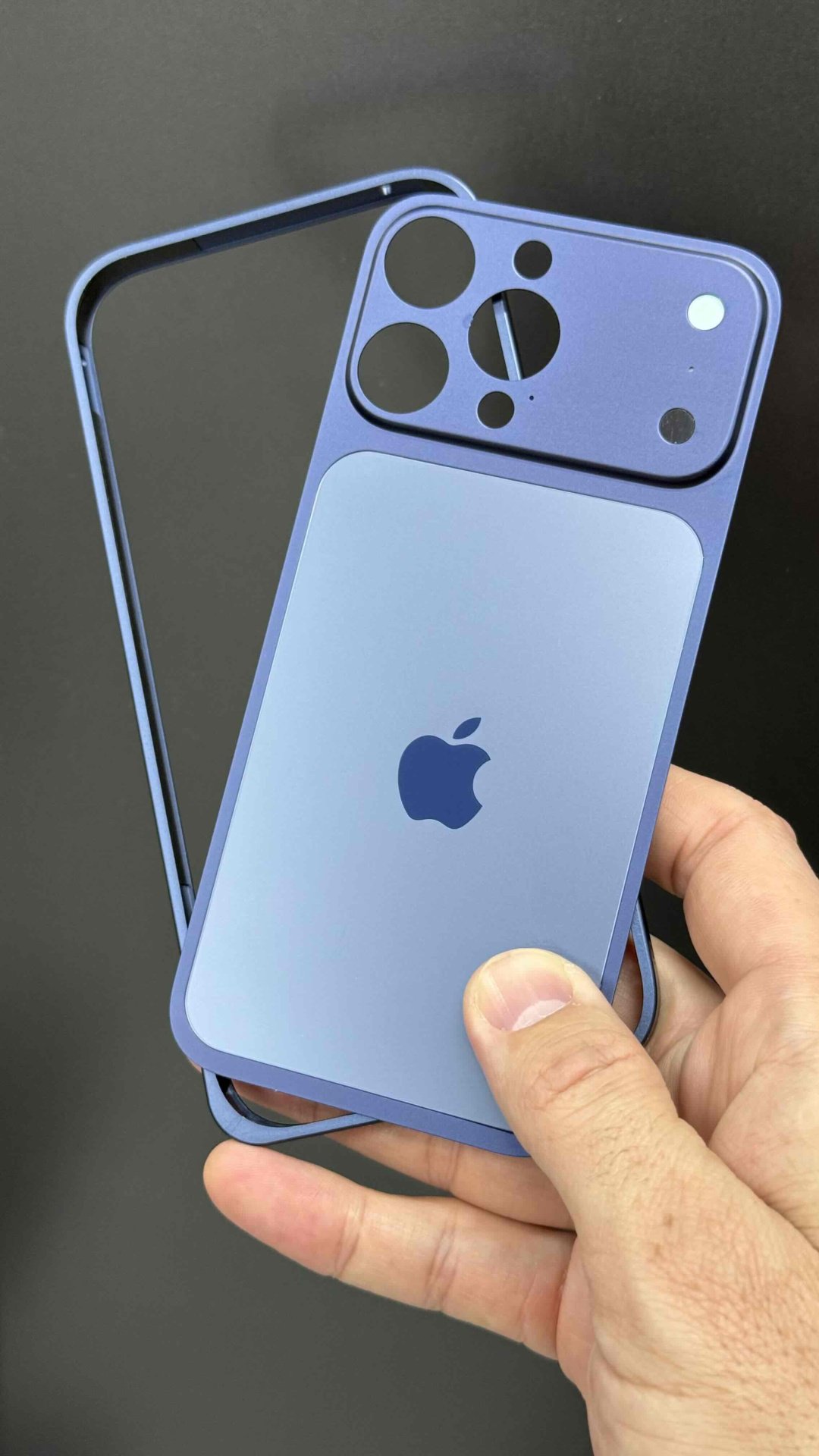 Чехол для Apple iPhone 16 Pro Max синий - ForteMarket Чехол для Apple iPhone 16 Pro Max синий купить,1500