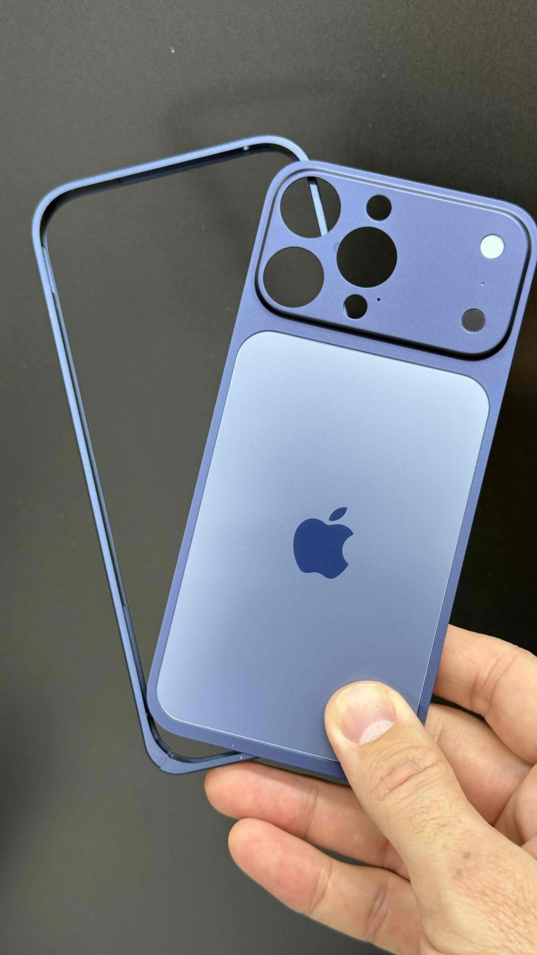 Чехол для Apple iPhone 16 Pro Max синий - ForteMarket Чехол для Apple iPhone 16 Pro Max синий купить,1500