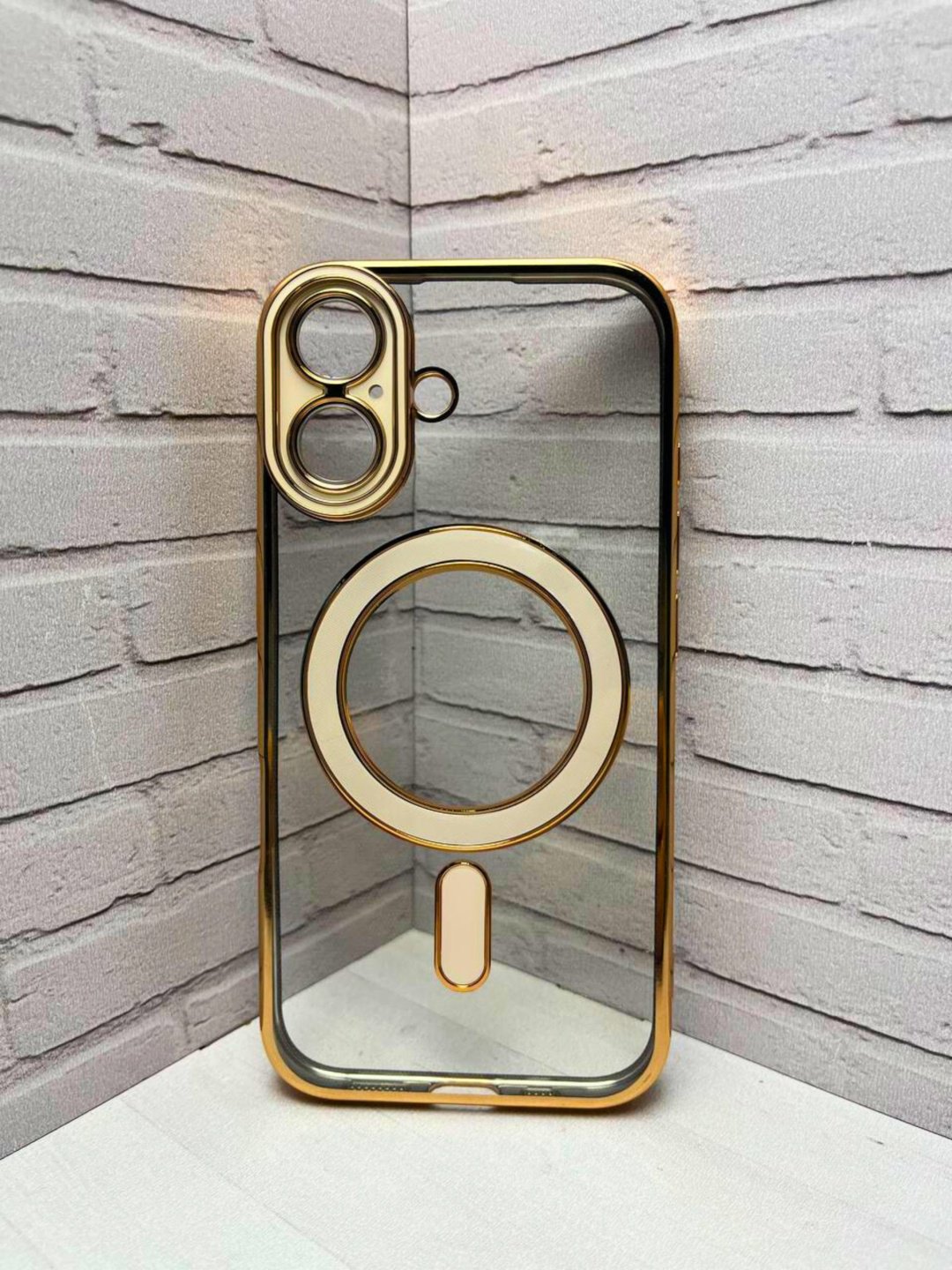 Чехол для Apple iPhone 16 золотой купить,970