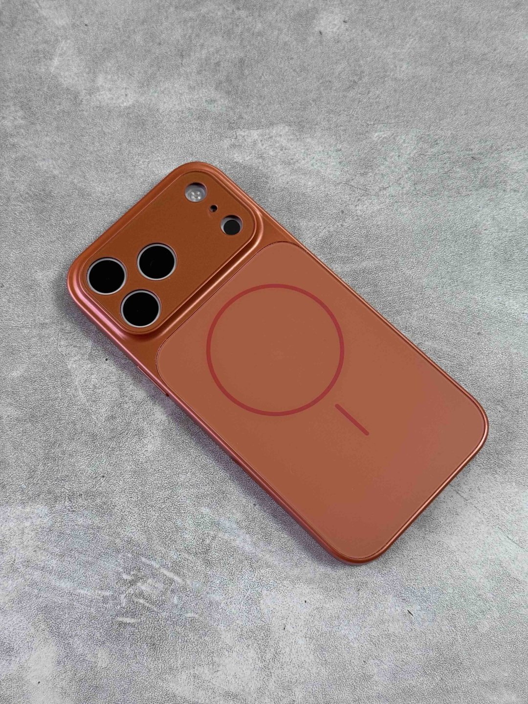 Чехол для Apple iPhone 17 Pro оранжевый купить,1699