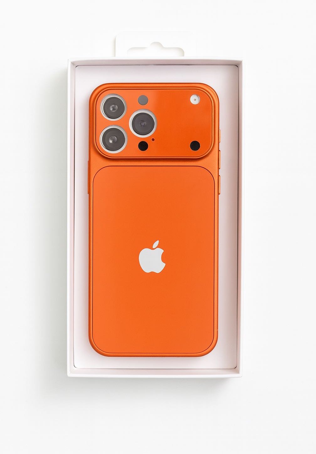 Чехол ACD для Apple iPhone 16 Pro Max оранжевый купить,1372