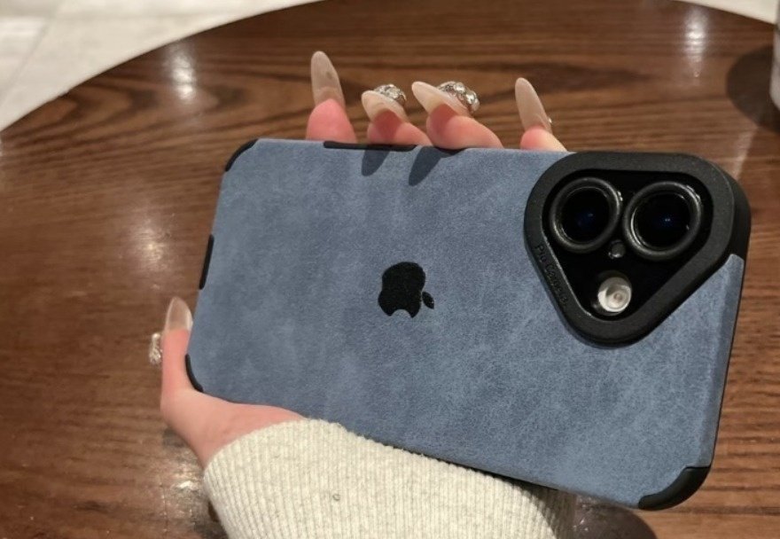 Чехол для Apple iPhone 16 синий купить,990