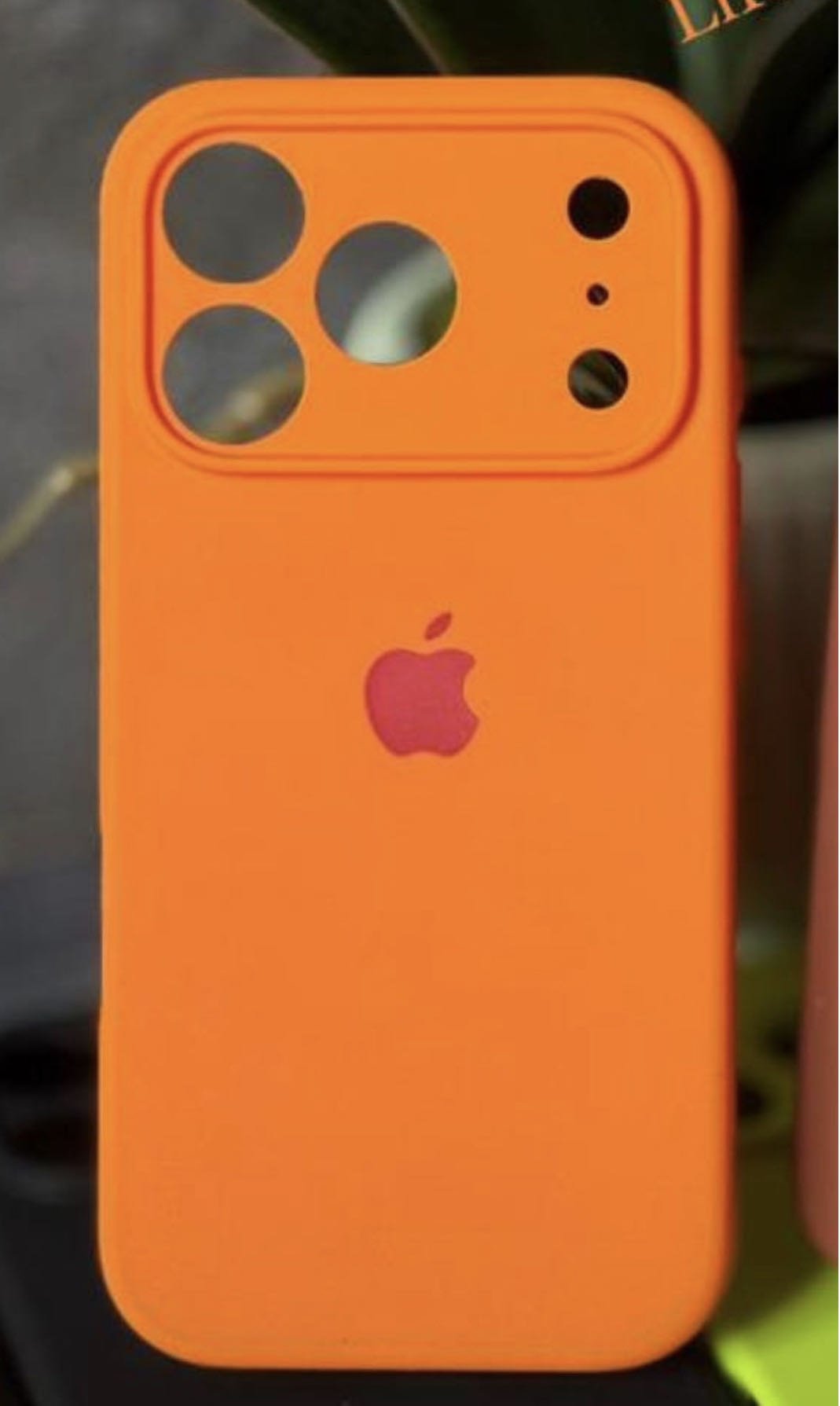 Чехол для Apple iPhone 17 Pro Max оранжевый купить,699